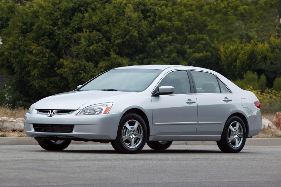  Honda Accord Hybrid America 2005 года  (фото 44 из 69)